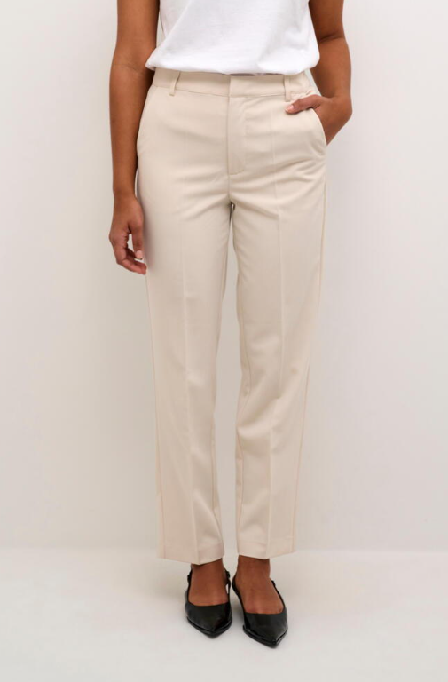 KAsakura pants  - Antique White