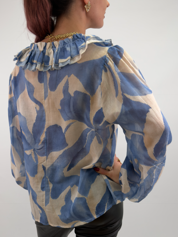 Lea - Blus med volangdetaljer