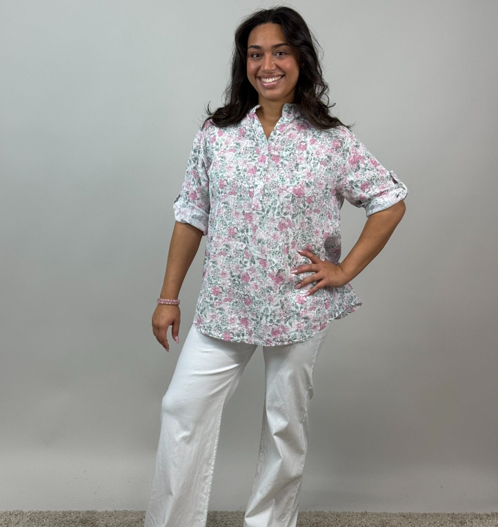 Sandra blommig blus
